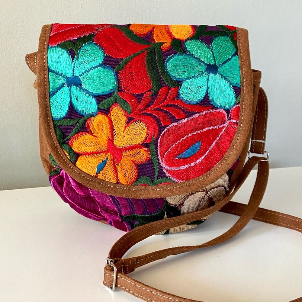 Mexican Crossbody Bag with floral embroidery